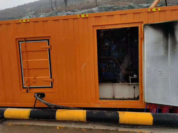 宁陵发电机出租 柴油发电机组电压低报警怎么办？