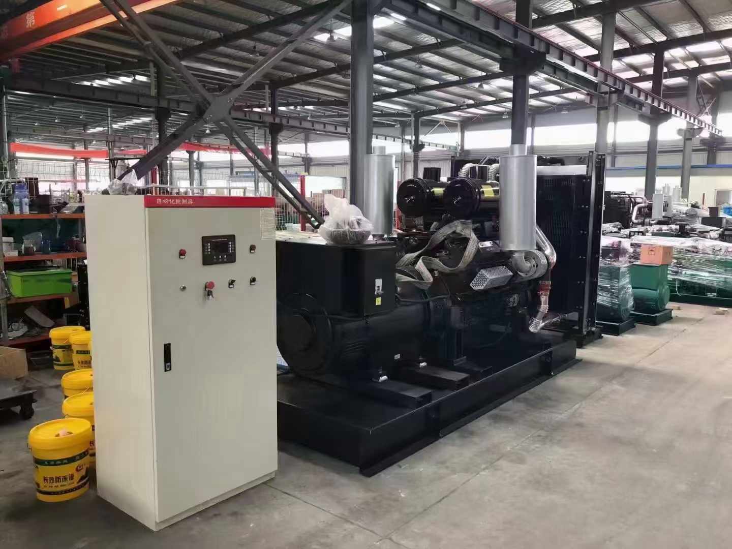 宁陵柴油发电机运行时的噪音和振动水平如何？
